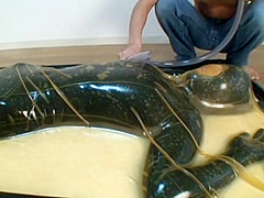 21 Latex Catsuit Doll Vacbed Breathplay