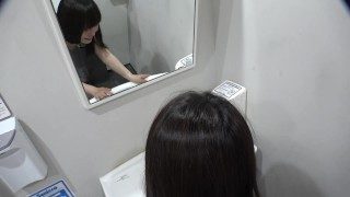 トイレで・・・