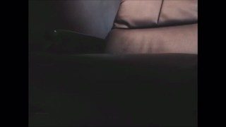 美人お姉さんが満喫で寝ている知らない男にいたずらしたり全裸になったり