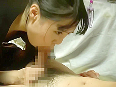 Widow spends her late husband’s 3rd year anniversary with his friends 1