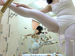 Ballet LockerRoom13
