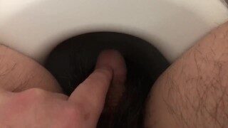無修正変態おしっこシーン。 やってみたら鼓腸と具材が出てきました！ hentai9