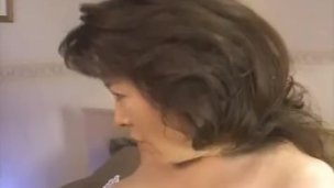 Hitomi Kurosaki mature Japanese woman