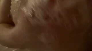 【個人撮影Rena23歳】#18 乳首にトロットロ液体をかけてもらった。