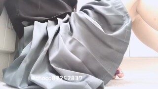 なんちゃってJK♡スティクロータークリあてオナニー♡