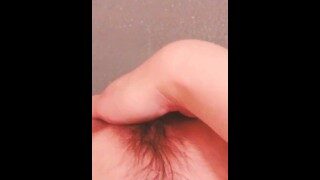 素人JK　お風呂場でくちゅくちゅ手マン自撮りオナニー