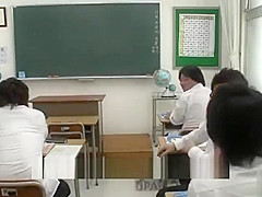 金发女郎-亚洲男人的性玩偶 1