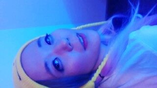 Sakura’chan had buttplugg all day and need to fuck in public solarium