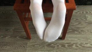 teen girl dress knee college & school socks and feet fetish
