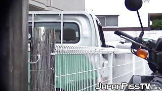 Japanese beauties in hurry to release their golden showers