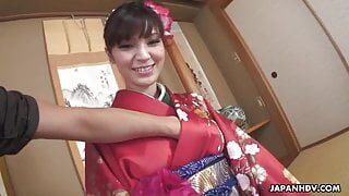 Japanese lady, Yuria Tominaga is squirting, uncensored