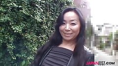 Japanese mature Takako Nishazawa fucked missionary style